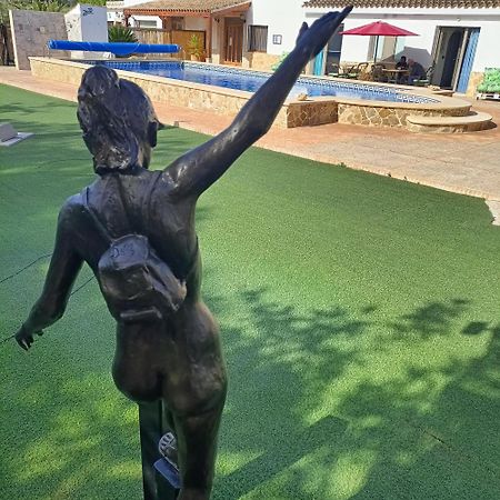 Artmonia Otel Castalla Dış mekan fotoğraf