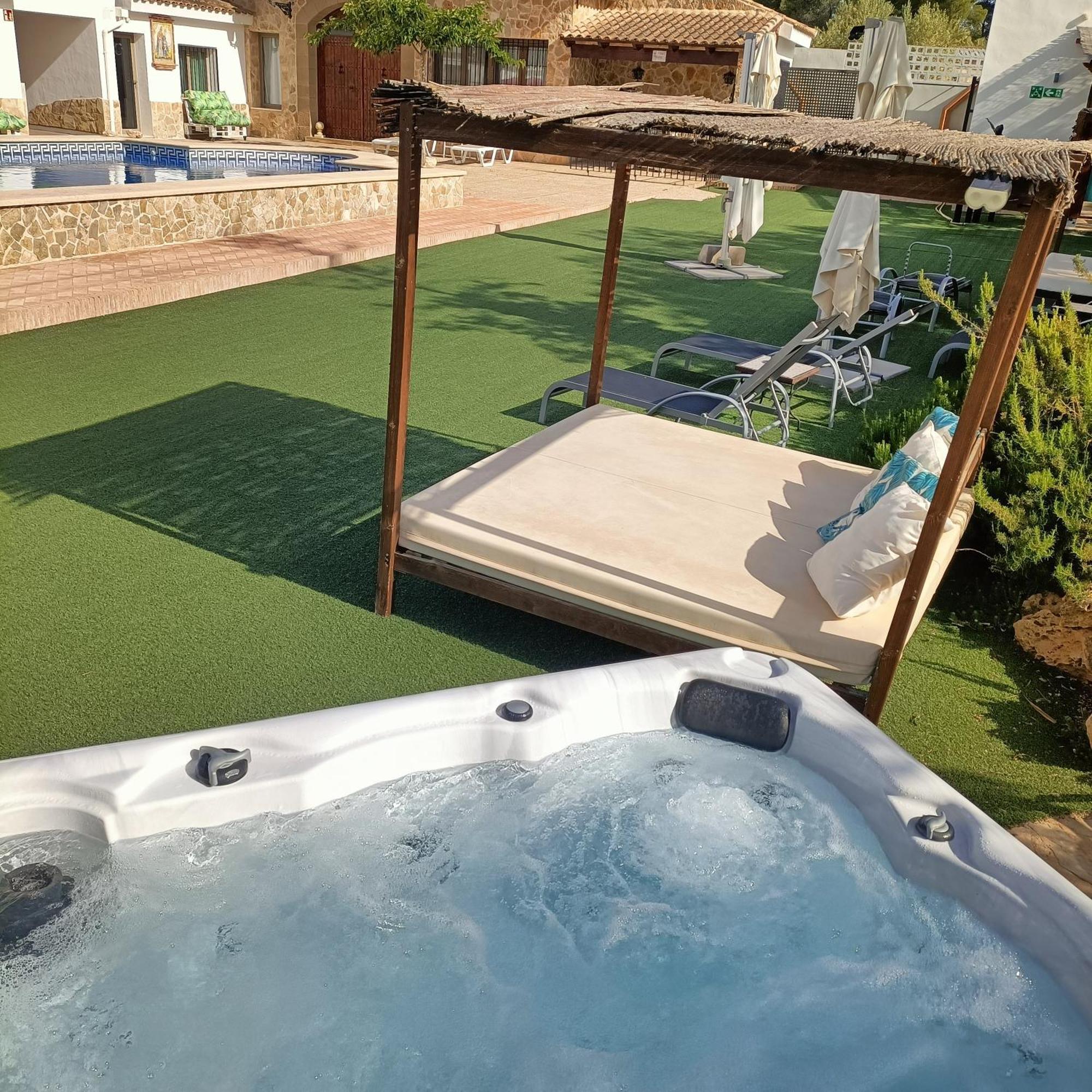 Artmonia Otel Castalla Dış mekan fotoğraf