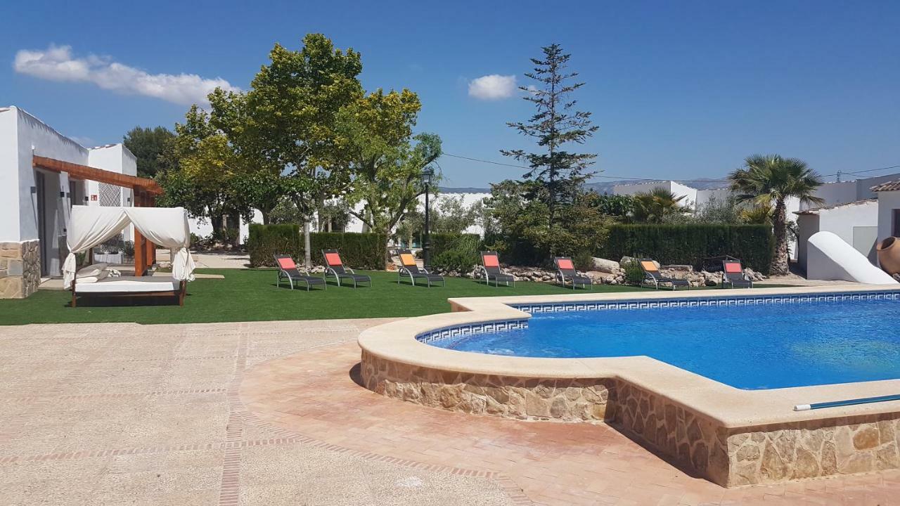 Artmonia Otel Castalla Dış mekan fotoğraf